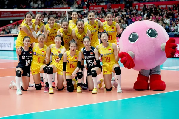 Китайська Жіноча Волейбольна Команда Знімає Фото Матчі Другого Раунду Чемпіонату — стокове фото