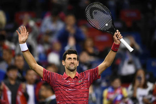 Joueur Tennis Professionnel Serbe Novak Djokovic Affronte Joueur Tennis Professionnel — Photo