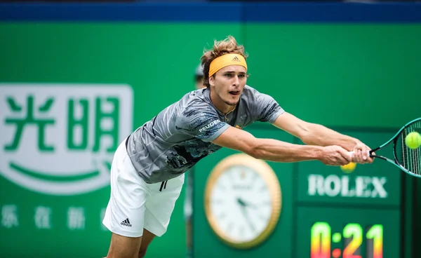 Tenista Profissional Alemão Alexander Zverev Compete Contra Tenista Profissional Francês — Fotografia de Stock