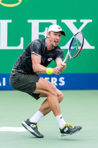 オーストラリアのプロテニス選手ジョン ミルマンは 2019年10月9日 上海で開催された第2回ロレックス上海マスターズでロシアのプロテニス選手アンドレイ ルブレフと対戦する — ストック写真