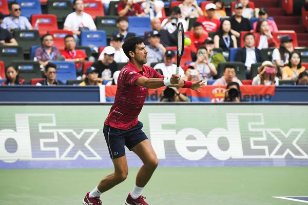 Tenista Profesional Serbio Novak Djokovic Compite Contra Tenista Profesional Estadounidense — Foto de Stock