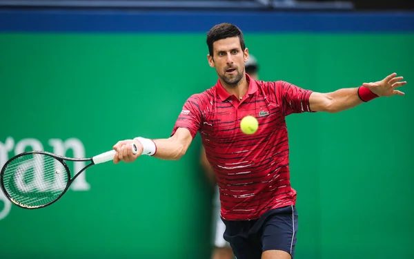 Tenista Profesional Serbio Novak Djokovic Compite Contra Tenista Profesional Griego — Foto de Stock