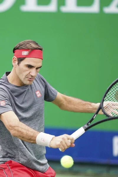 Jogador Tênis Profissional Suíço Roger Federer Treina Para Sua Terceira — Fotografia de Stock