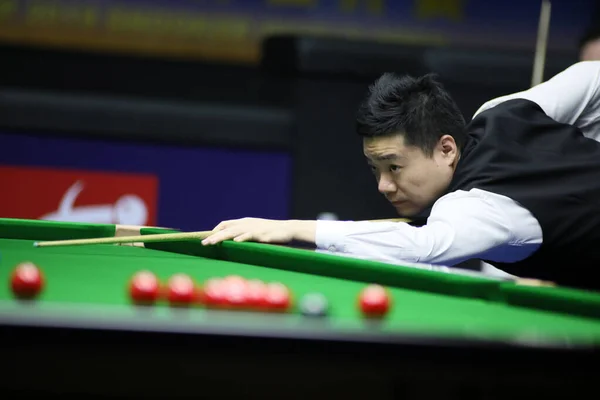 Ding Junhui China Játszik Egy Lövés Martin Donnell England Második — Stock Fotó