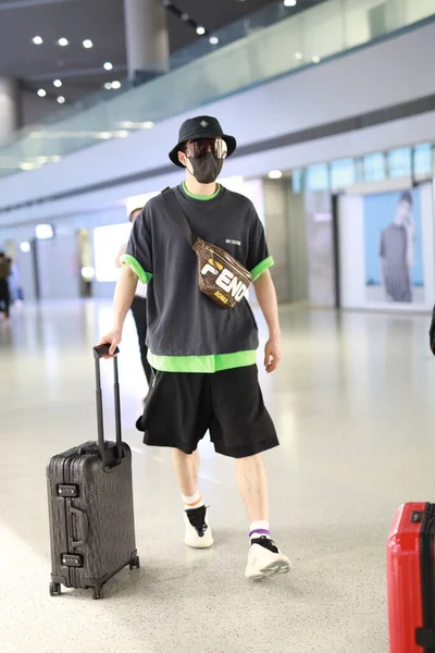 Chinese Actor Han Dongjun Also Known Elvis Han Arrives Airport — Stock Photo, Image