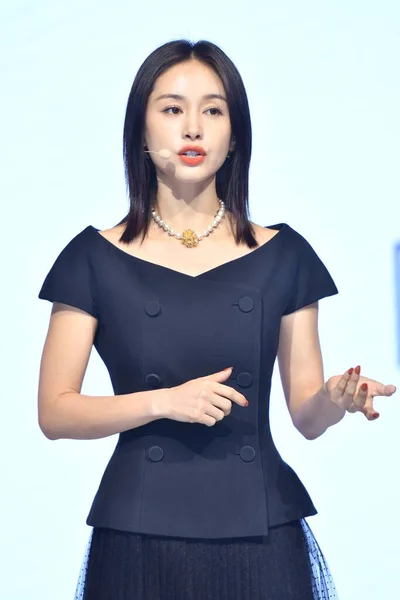 中国女演员王子文也被称为Olivia Wang 她参加了2020年6月13日在中国上海举行的论坛活动 — 图库照片