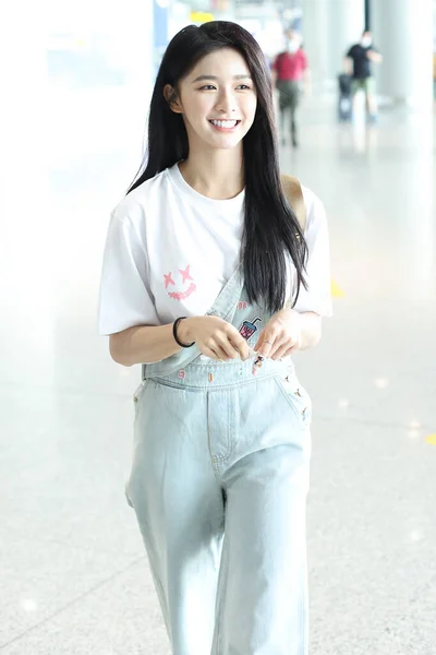 Chanteur Actrice Malaisien Joey Chua Arrive Aéroport Pékin Avant Son — Photo