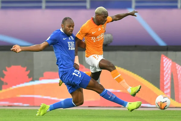 Jogador Futebol Marfinense Jean Evrard Kouassi Wuhan Zall Direita Jogador — Fotografia de Stock