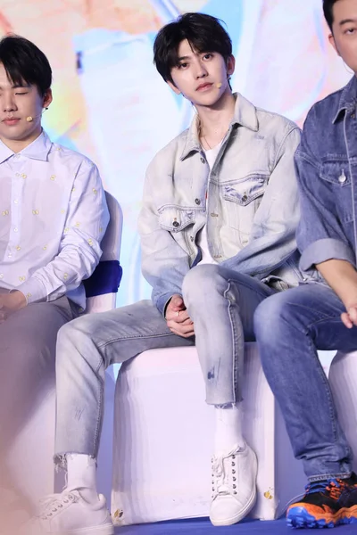 Chinese Singer Dancer Rapper Songwriter Cai Xukun Attends Press Conference — Stock Photo, Image