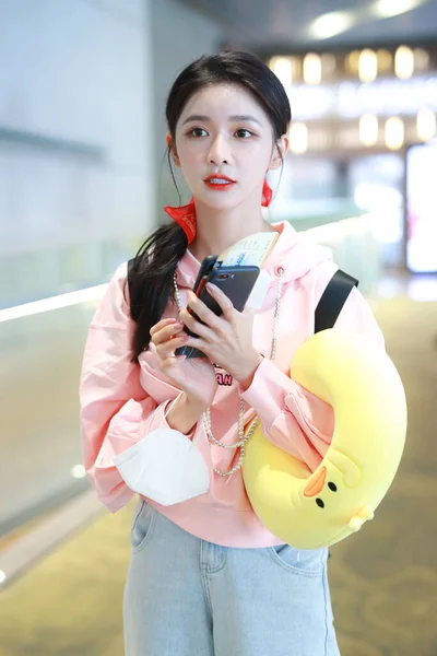 Malásia Cantor Atriz Joey Chua Chega Aeroporto Xangai Antes Partida — Fotografia de Stock