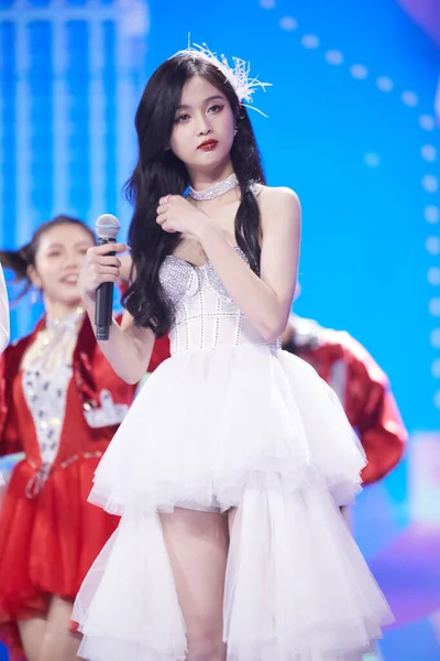 Die Chinesische Sängerin Xuanyi Mitglied Der Südkoreanisch Chinesischen Mädchengruppe Cosmic — Stockfoto