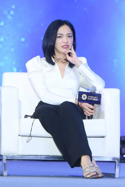 中国女演员 慈善家姚晨出席2020年8月26日在中国北京举行的2020年北京国际电影节 — 图库照片