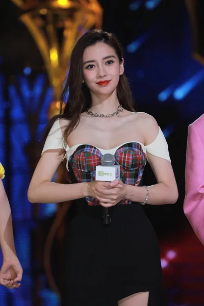 여배우이자 모델인 안젤라 Angela Yeung Wing 이름인 Angelaby 알려져 — 스톡 사진