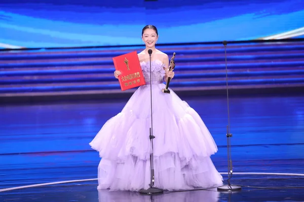 Actriz China Zhou Dongyu Gana Premio Mejor Actriz Los 29º — Foto de Stock