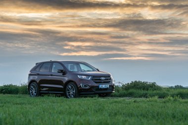 Ford Edge Sport 2.0 Tdci, yolda olarak Çek model yılı 2017