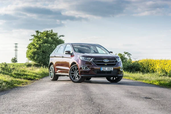 Nowy Ford Edge Sport Tdci Model Roku 2017 Czechach Obraz Stockowy