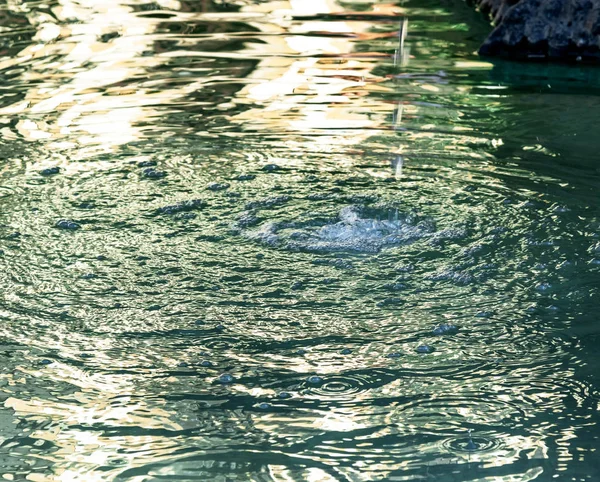 Fondo Gotas Círculos Agua Fondo Los Rayos Del Sol Puesta —  Fotos de Stock