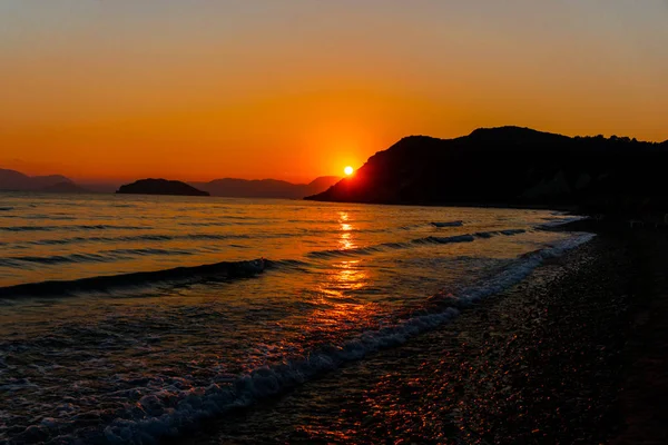 Doğal Deniz Manzaralı Güneş Yansıma — Stok fotoğraf