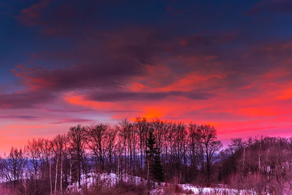 Vue Imprenable Sur Nature Avec Fond Ciel Nuageux Rouge — Photo