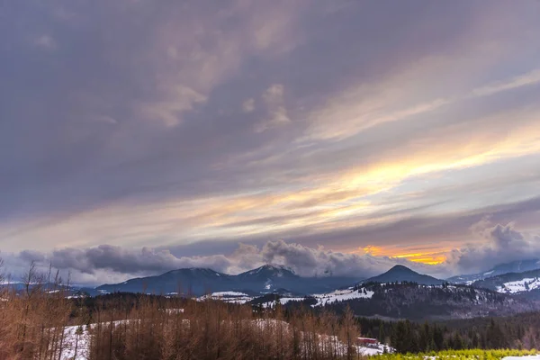 Increíble Vista Naturaleza Con Fondo Cielo Nublado — Foto de Stock