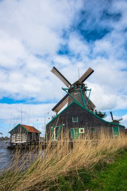 Eski yel değirmeni Hollanda dönüm noktası
