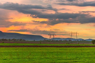 Bulutlu gökyüzü arka plan şaşırtıcı doğa manzaralı