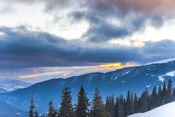 Vue Imprenable Sur Nature Avec Ciel Nuageux — Photo