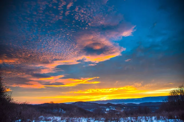 Increíble Vista Naturaleza Con Fondo Cielo Nublado — Foto de Stock