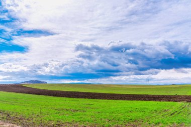 Bulutlu gökyüzü arka plan şaşırtıcı doğa manzaralı