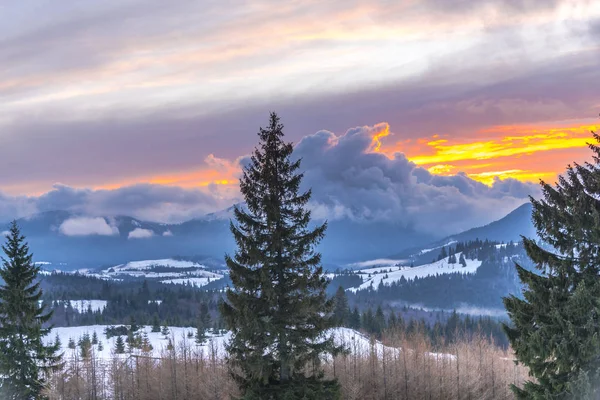 Increíble Vista Naturaleza Con Fondo Cielo Nublado — Foto de Stock