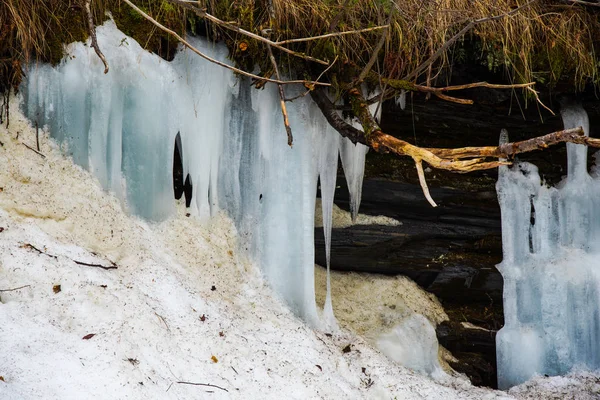 Glaces Froides Énormes Sur Fond Nature — Photo