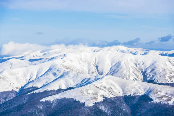 Nevado Paisaje Montañoso Con Cielo Azul Pista Esquí — Foto de Stock