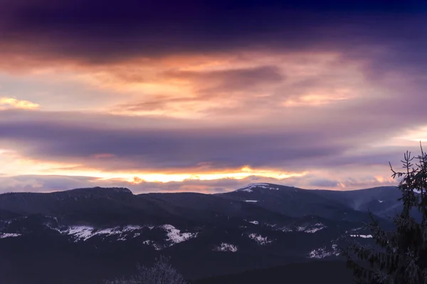 Vista Incrível Natureza Com Fundo Céu Nublado — Fotografia de Stock