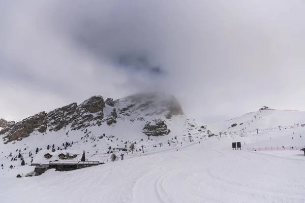 Increíble Vista Montaña Cubierta Nieve Esponjosa —  Fotos de Stock