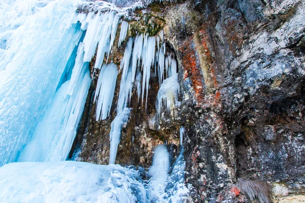 Huge Cold Icicles Nature Background — Stock Photo, Image