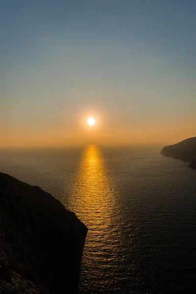 Meerwasser Und Horizont Sonnenuntergang Himmel Inselhügel — Stockfoto
