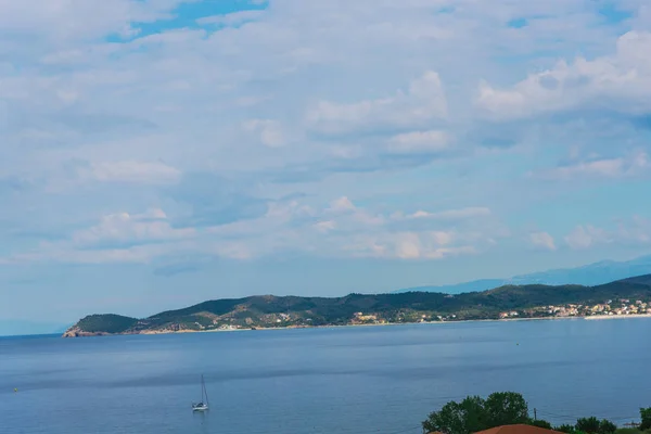 Increíble Vista Naturaleza Con Fondo Cielo Nublado —  Fotos de Stock