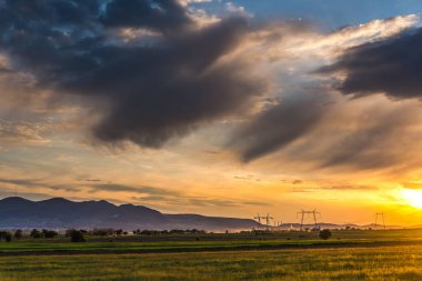 Bulutlu gökyüzü arka plan şaşırtıcı doğa manzaralı