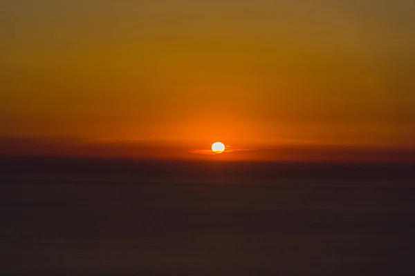 Färgsprakande Fantastisk Solnedgång Ganska Havet Bakgrund — Stockfoto