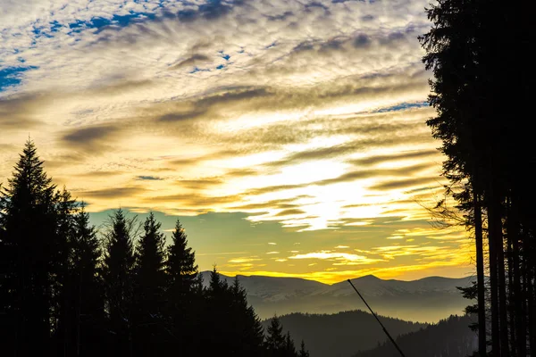 Increíble Vista Naturaleza Con Fondo Cielo Nublado — Foto de Stock