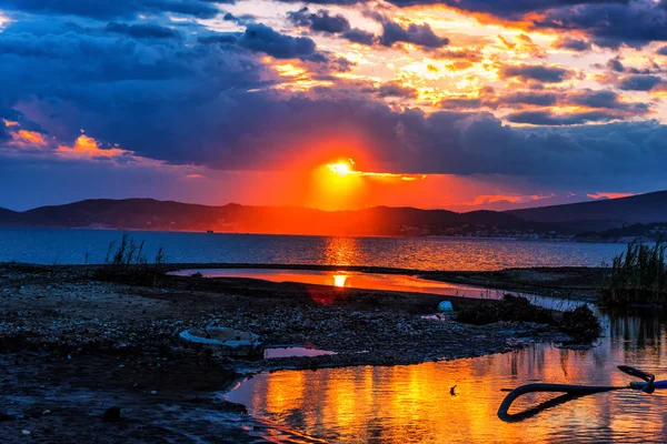 Vista Incrível Natureza Com Fundo Céu Nublado — Fotografia de Stock