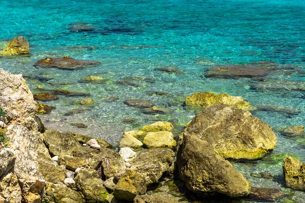 Fascinante Vista Natural Mar Con Enormes Rocas — Foto de Stock