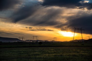 Bulutlu gökyüzü arka plan şaşırtıcı doğa manzaralı