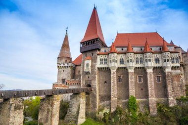 İnanılmaz vintage kale yeşil bina