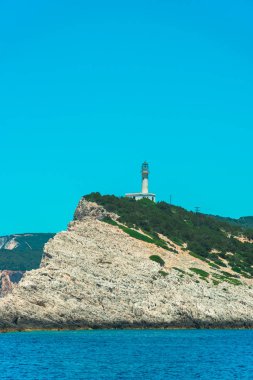 beacon doğal görünümünü deniz boyunca kıyı buzlu