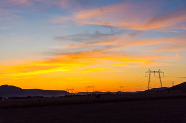 Bulutlu gökyüzü arka plan şaşırtıcı doğa manzaralı