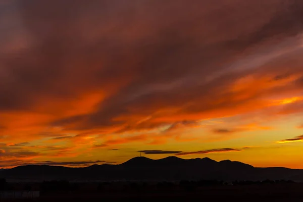 Ciel Coucher Soleil Couleur Orange Sur Les Collines — Photo