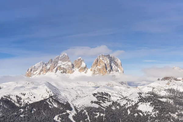 Amazing Mountain View Covered Fluffy Snow — Stock Photo, Image