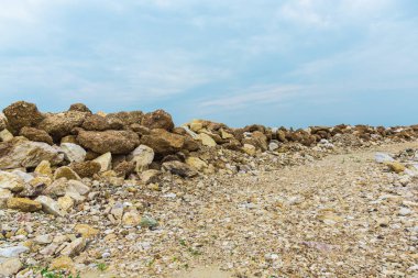 Büyüleyici doğa rocky mountain view mavi gökyüzü ile