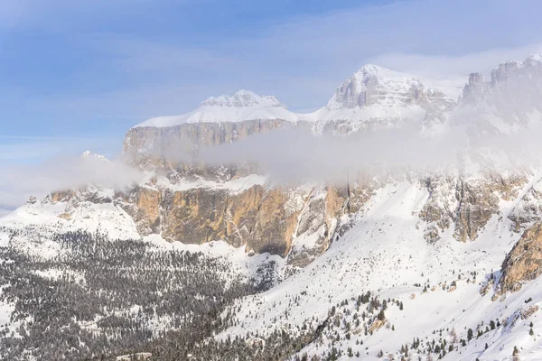 Amazing Mountain View Covered Fluffy Snow — Stock Photo, Image